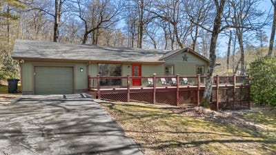 /international/us/1185-leonard-road-lot-10-11-highlands-nc-110105083822/