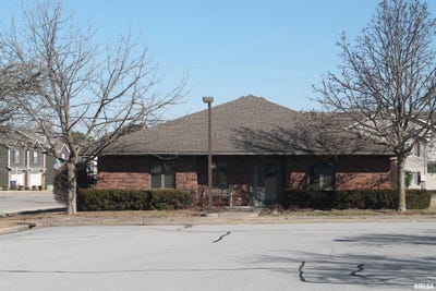/international/us/1001-n-beadle-drive-carbondale-il-110092835163/?lang=en