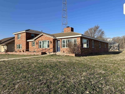 /international/us/602-s-oklahoma-ave-laverne-ok-110098130327/