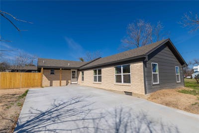 /international/us/603-n-pearl-street-comanche-tx-110106203249/