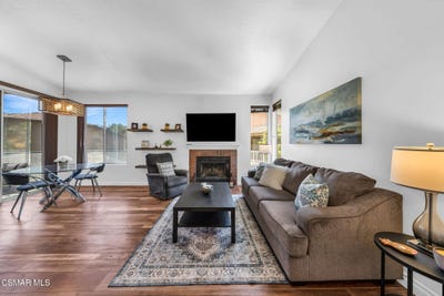 /international/us/2450-pleasant-way-thousand-oaks-ca-110100832105/