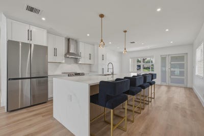 /international/us/461-sw-1st-street-boca-raton-fl-110107451769/