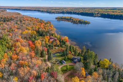 /international/us/n2862-forest-rd-6320-watersmeet-mi-110108491635/