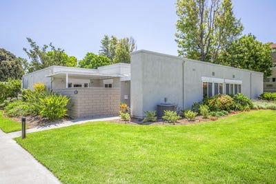 /international/us/2372-via-mariposa-w-laguna-woods-ca-110101296570/