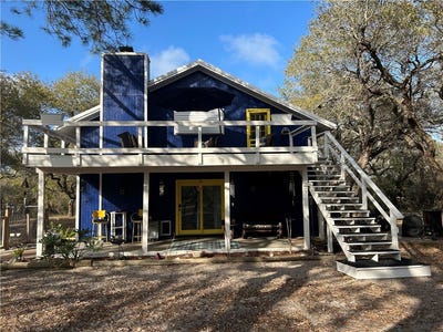 /international/us/2153-6th-street-ingleside-tx-110106921803/