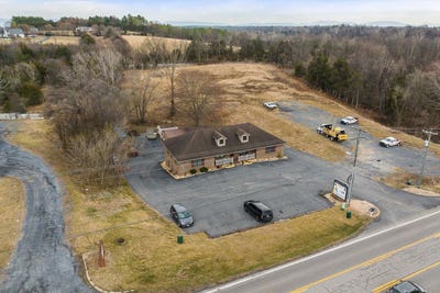 /international/us/727-lee-hwy-verona-va-110106256650/