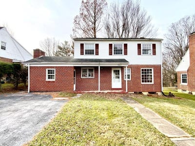 /international/us/304-plymouth-st-athens-wv-110102059281/