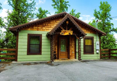 /international/us/344-silverbell-hgts-lane-gatlinburg-tn-110108551354/