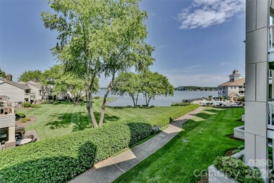 /international/us/18557-vineyard-point-lane-cornelius-nc-110108439343/