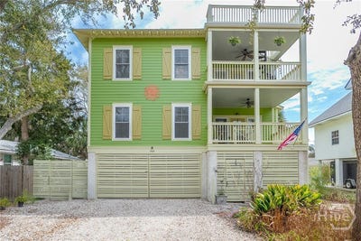 /international/us/208-jones-avenue-tybee-island-ga-110105877715/