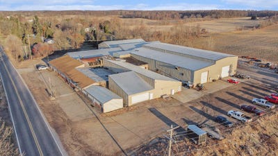 /international/us/6422-hanover-road-hanover-mi-110098485795/