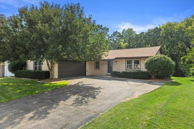 /international/us/1010-burrie-ln-waukesha-wi-110101428628/
