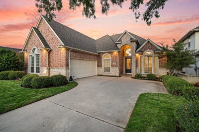 /international/us/5009-san-gabriel-avenue-colleyville-tx-110120455897/
