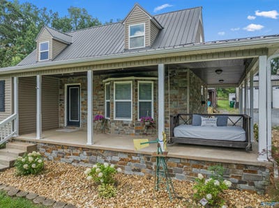 /international/us/966-county-road-1117-cullman-al-110101200342/