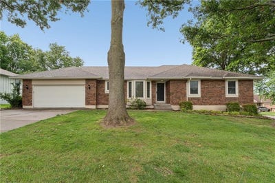 /international/us/617-w-maple-street-raymore-mo-110120420740/