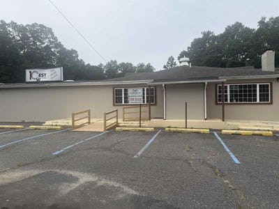 /international/us/10-w-white-horse-galloway-township-nj-110108881996/
