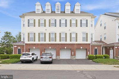 /international/us/14640-shelford-way-gainesville-va-110108492124/