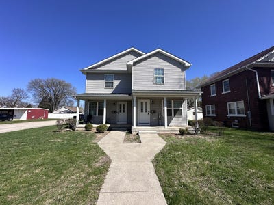 /international/us/1012-w-4th-street-sterling-il-110107983836/