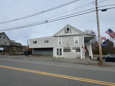/international/us/49-main-street-hartland-me-110103235185/