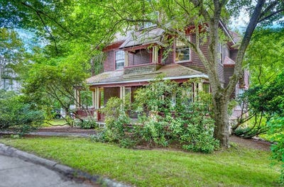 /international/us/2-park-ave-wakefield-ma-110100940384/