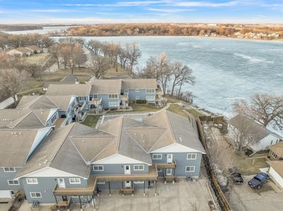 /international/us/103-21st-street-spirit-lake-ia-110105953994/