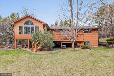 /international/us/1615-oakgreen-avenue-n-west-lakeland-twp-mn-110099008958/