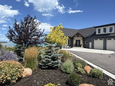 /international/us/59-w-tamarind-way-garden-city-ut-110119799487/