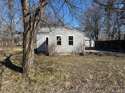 /international/us/1038-w-pine-avenue-mt-morris-twp-mi-110107955178/