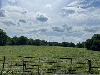 /international/us/ozark-road-neosho-mo-110101024064/