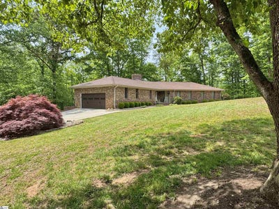 /international/us/164-creekside-drive-pickens-sc-110107830985/