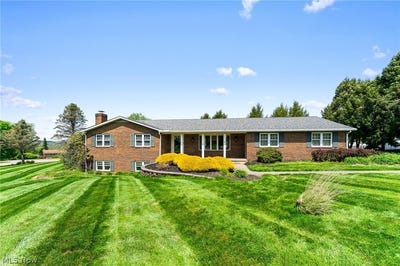 /international/us/49325-s-park-circle-east-liverpool-oh-110107805891/