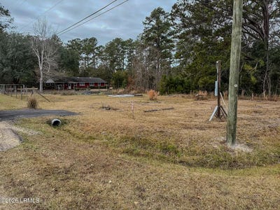 /international/us/202-sally-street-hampton-sc-110110257336/