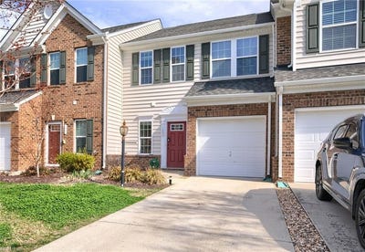 /international/us/120-kelly-street-yorktown-va-110106443712/