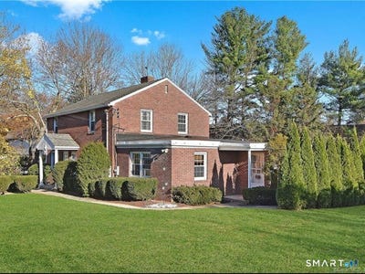 /international/us/15-garden-street-farmington-ct-110108741552/