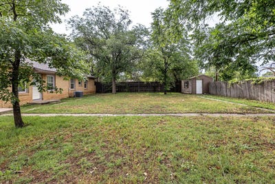 /international/us/3115-32nd-street-lubbock-tx-110108235069/