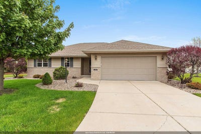 /international/us/1126-princess-dove-circle-de-pere-wi-110100924636/