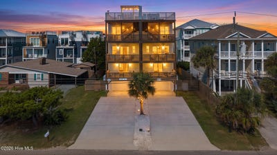 /international/us/1110-lake-park-boulevard-s-carolina-beach-nc-110119796400/