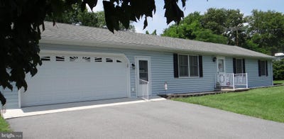 /international/us/201-beech-lane-mercersburg-pa-110101365772/