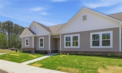 /international/us/1301-regal-road-suffolk-va-110107433586/