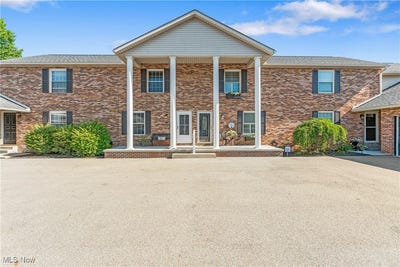 /international/us/1218-w-maple-street-north-canton-oh-110101148819/