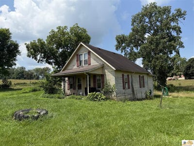 /international/us/946-montpelier-road-columbia-ky-110100456088/