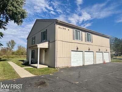 /international/us/8317-camelot-court-mount-morris-mi-110106618550/