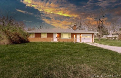 /international/us/9007-county-road-403-charlestown-in-110106820452/