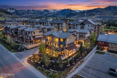 /international/us/3827-blackstone-drive-park-city-ut-110108173321/