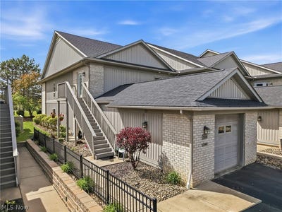/international/us/506-milton-commons-boulevard-lake-milton-oh-110107664075/