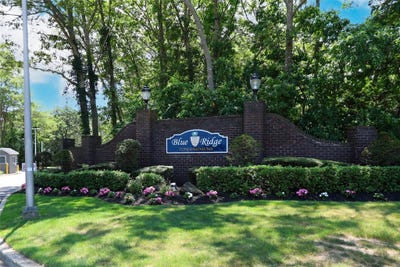 /international/us/720-blue-ridge-drive-medford-ny-110101128248/?lang=pt
