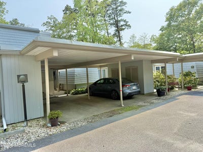 /international/us/170-e-holly-lane-little-egg-harbor-nj-110100613891/