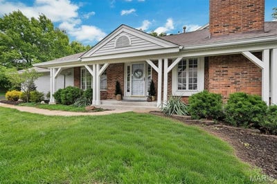 /international/us/14932-manor-lake-drive-chesterfield-mn-110108412973/