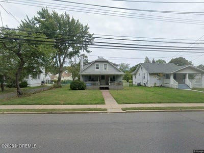 /international/us/189-monmouth-road-oakhurst-nj-110108853054/