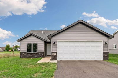 /international/us/421-staples-road-osceola-wi-110109998628/